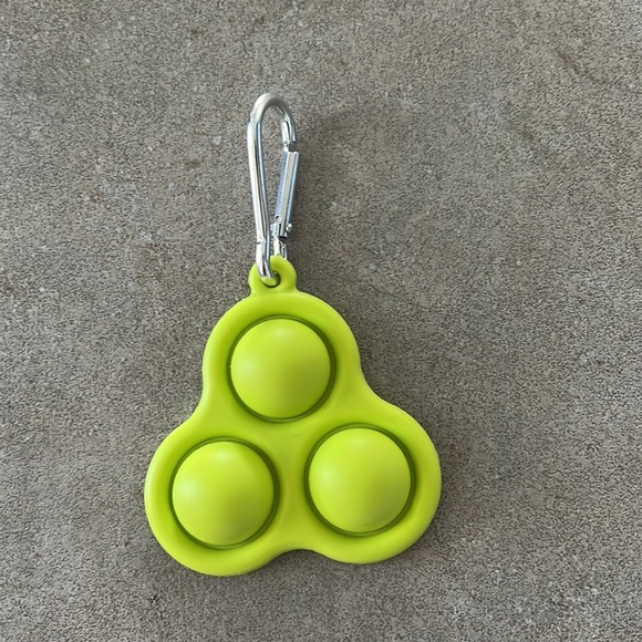 12 Assorted Pop-It Fidget Toys - Picture 9 of 13